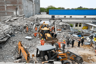 Delhi News, Building Collapse