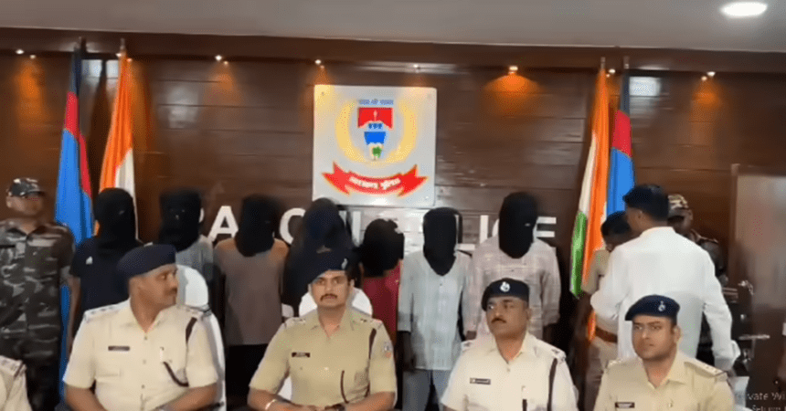 Dipper light dispute turns into street fight in Ranchi