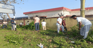 SP's cleanliness drive in Jamtara