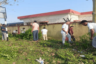 SP's cleanliness drive in Jamtara