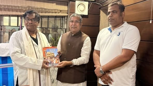 BJP Aditya Sahu Meets Dr. SN Yadav