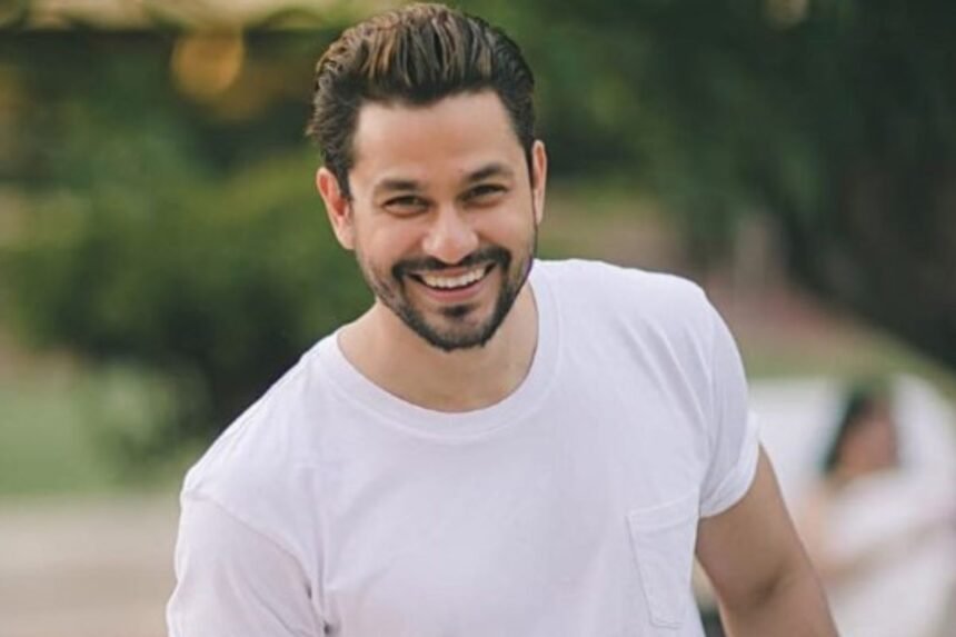 Kunal Khemu Piano Learning