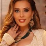 Iulia Vantur