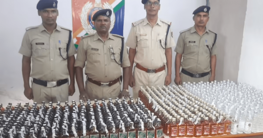 Liquor Smuggling palamu news
