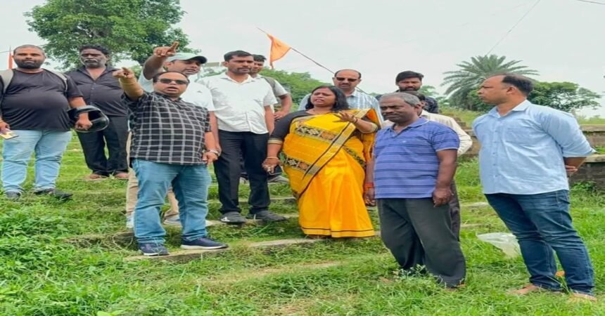 The Mayor inspected the famous Ikkiso Mahadev Dham in Chutia.