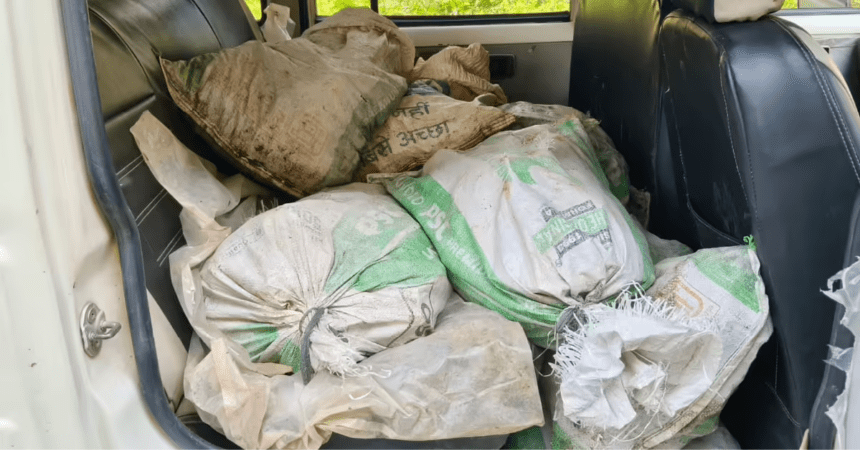 Gawan, Giridih, Jharkhand, illegal mining, white boulder