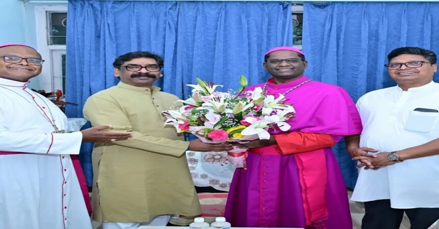 Hemant Soren, Anand David Khalkho, Ranchi Archdiocese