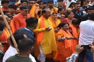 Raghubar Das, Jamshedpur, Sawan Third Somwari, Sawan 2026, Jalabhishek, Lord Shiva, Surya Mandir Jamshedpur, Jharkhand News, Odisha Former Governor, Shiv Temple, Hari Maidan Baridih, Har Har Mahadev, Sawan Festival