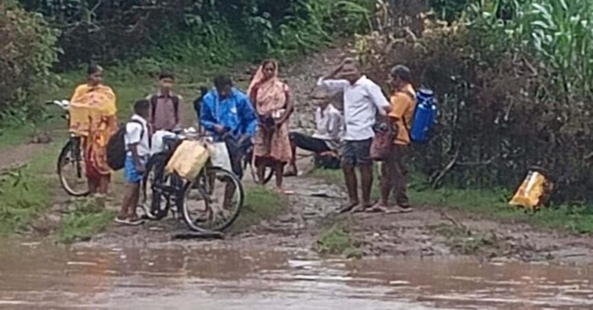 Udal Khad, UdalKhad Village, Mahuadanr, Latehar News