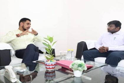 Chatra News, Dr Tanuj Khatri, State Information Commissioner, Ravi Anand, Chatra