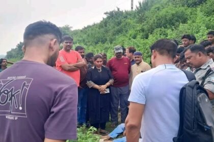 Dhanbad News, Gonudih OP, Dead Body Found, Shahbaz Ahmad, Aman Khan, Jharkhand Crime News, Dhanbad Police, Wasseypur News, Mystery Death, Crime Investigation, Latest Dhanbad News, Jharkhand News