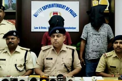 Jamshedpur, Illegal Mahua Liquor, Mahua Liquor Seized, Bagbera Police, Sidgora