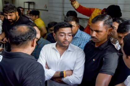 Kolkata Police, TMC, Trinamool Congress, Humayun Kabir, Abhishek Banerjee