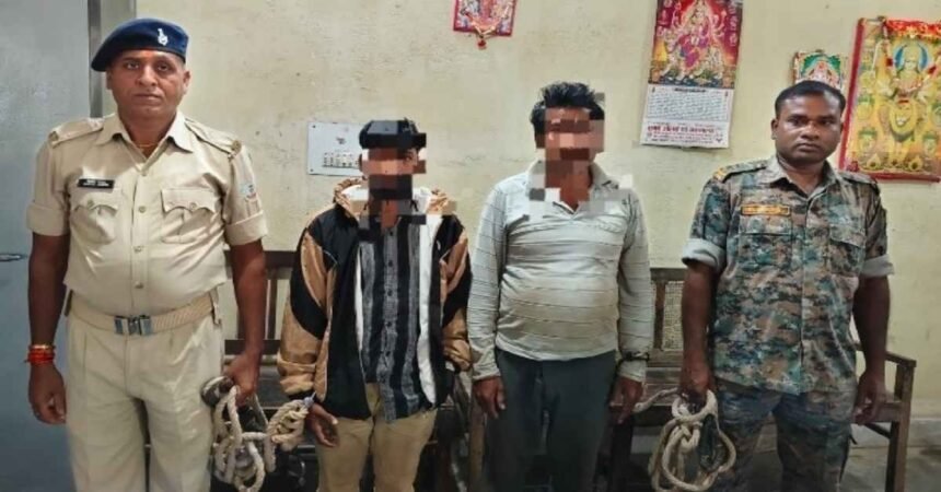 Bokaro News, Gomia Police Station, Jharkhand Police, Baleshwar Hembram, Suresh Prajapati, Jharkhand Crime News, Police Arrest Bokaro