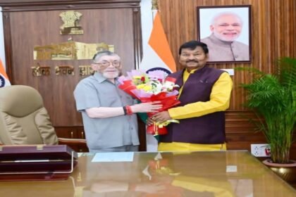 Dr Rajaram Mahto, Kurmali Bhasha Parishad, Governor Santosh Kumar Gangwar, Jharkhand News, Dussehra 2026, Vijayadashami Wishes, Ranchi News, Latest News