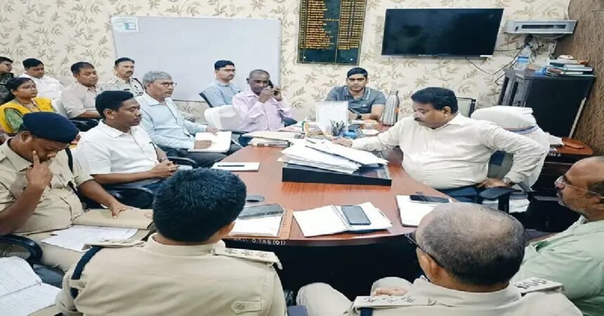 Giridih news, Durga Puja traffic plan, Giridih administration, traffic restriction, heavy vehicles ban, Dhirendra Kumar, Jharkhand news