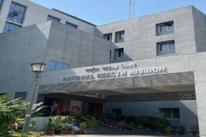Jharkhand Health Department, Clinical Establishments Act, Dr Neha Arora, Ranchi News, Health News Jharkhand, Medical Regulations, Healthcare Digitalization