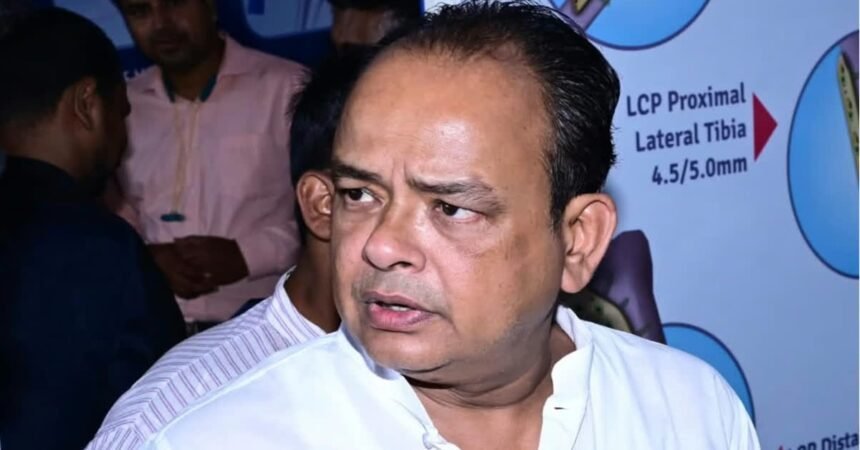 Jharkhand health news, Irfan Ansari resignation, Ramakant Mahto, BJP Jharkhand, 108 ambulance strike, doctors protest Jharkhand, medical protection act