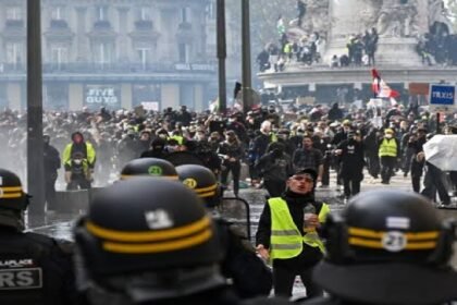 Paris Police, France Protests, Cost of Living March, Paris Looting, Arrests 2026, World News, French Schools Protest
