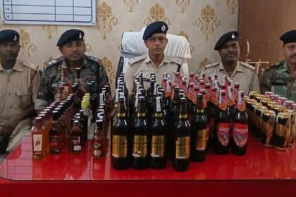 Rajarappa News, Chitarpur Police Raid, Ramgarh Police, SP Mukesh Lunayat, Illegal Liquor Seizure, Hotel Raid Rajarappa, Excise Act Case, Jharkhand Crime News, Ramgarh Local News