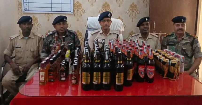 Rajarappa News, Chitarpur Police Raid, Ramgarh Police, SP Mukesh Lunayat, Illegal Liquor Seizure, Hotel Raid Rajarappa, Excise Act Case, Jharkhand Crime News, Ramgarh Local News