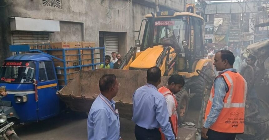 Ranchi News, Ranchi Municipal Corporation, Main Road Hanuman Temple, Anti Encroachment Drive Ranchi, Daily Market Ranchi, Free Parking Ranchi, Traffic News Ranchi
