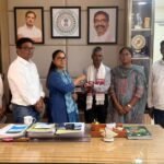 Shilpi Neha Tirki, Albert Ekka, Vincent Ekka, Jharkhand Agriculture Minister, Hemant Soren, martyr family respect, Ranchi news