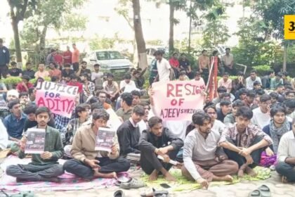 ranchi-iiit-student-death-protest-director-dean-resignation-demand