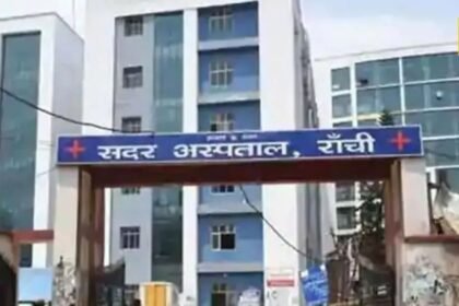 ranchi-sadar-hospital-parking-dispute-supervisor-assault-two-arrested
